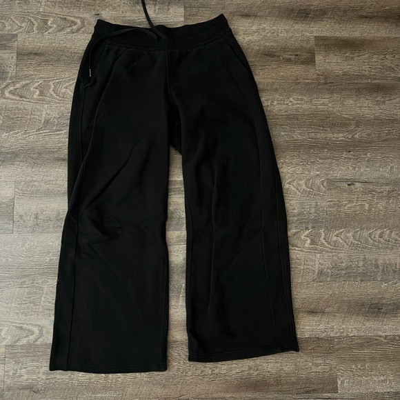 Lulu clothes - Picture 5 of 6